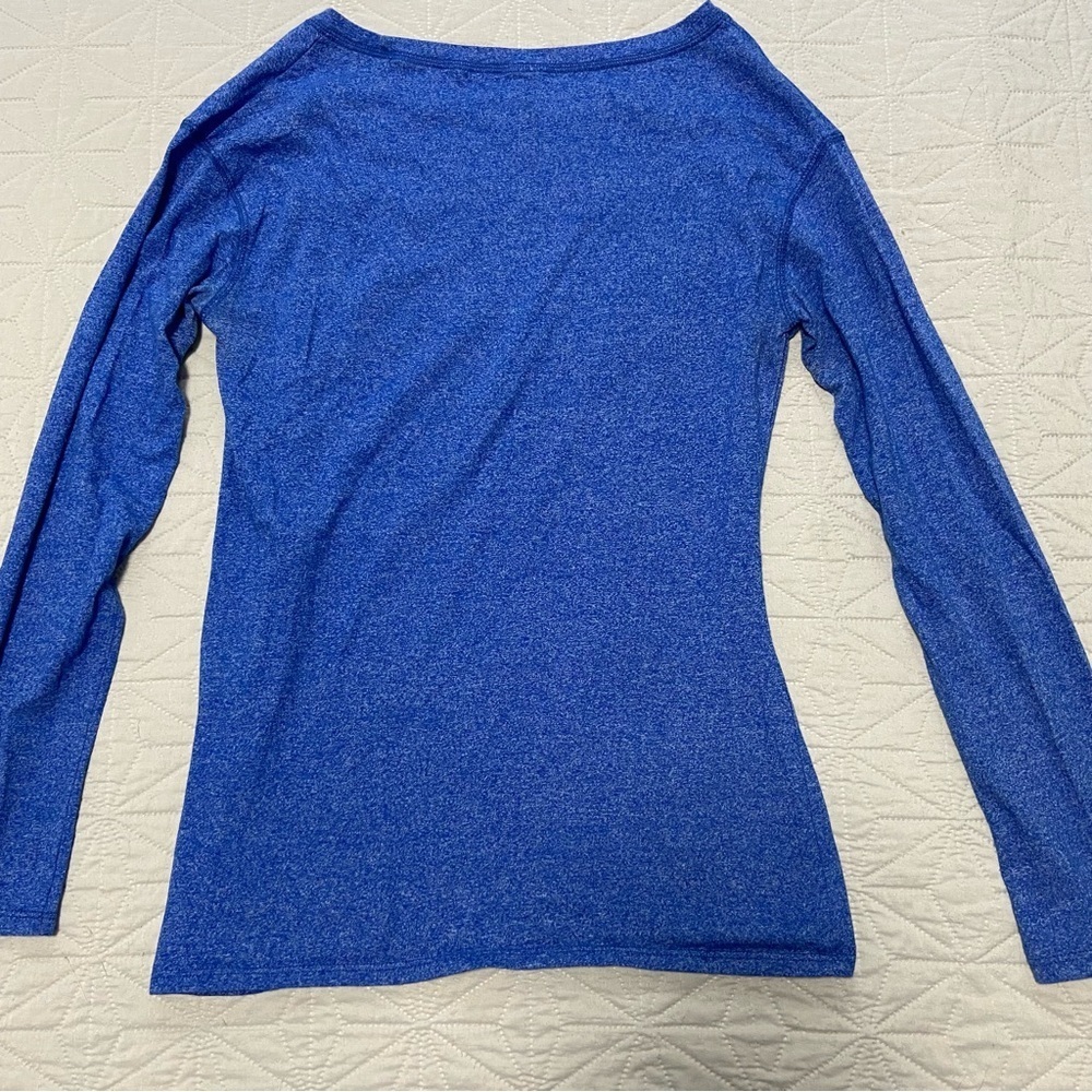 Toronto Maple Leafs Blue Long Sleeve Shirt - Picture 7 of 11